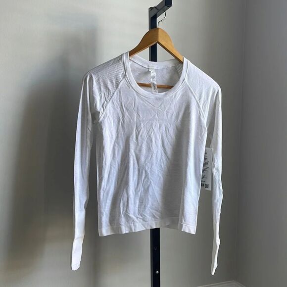 NWT Lululemon swiftly tech long sleeve size 8 - Picture 3 of 3